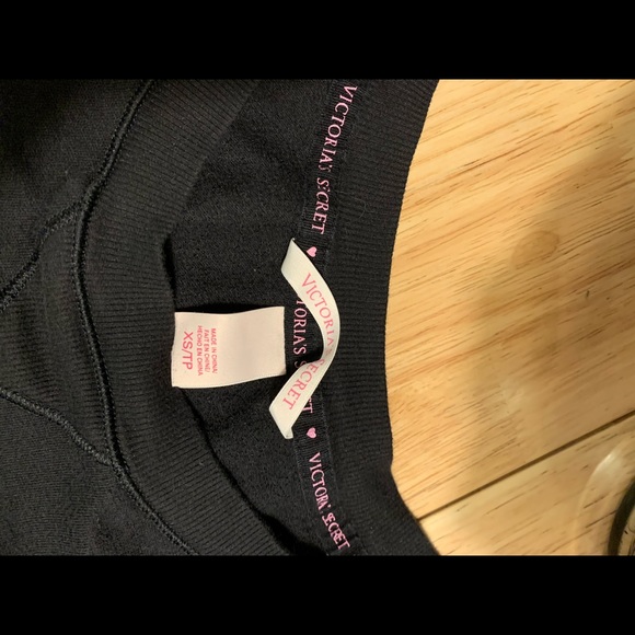 VS Soft Lounge Top - Picture 2 of 2